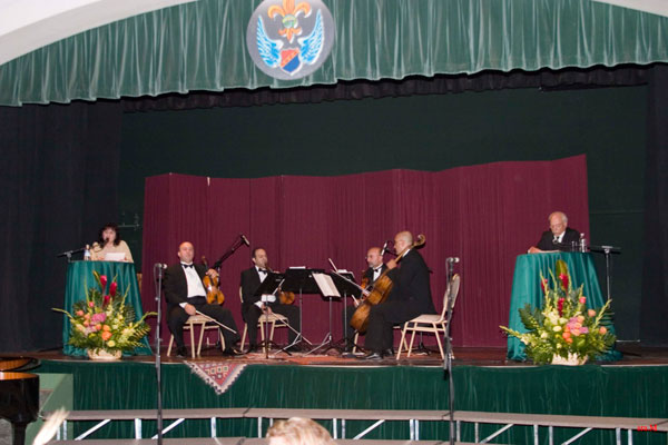 Slideshow Image 4